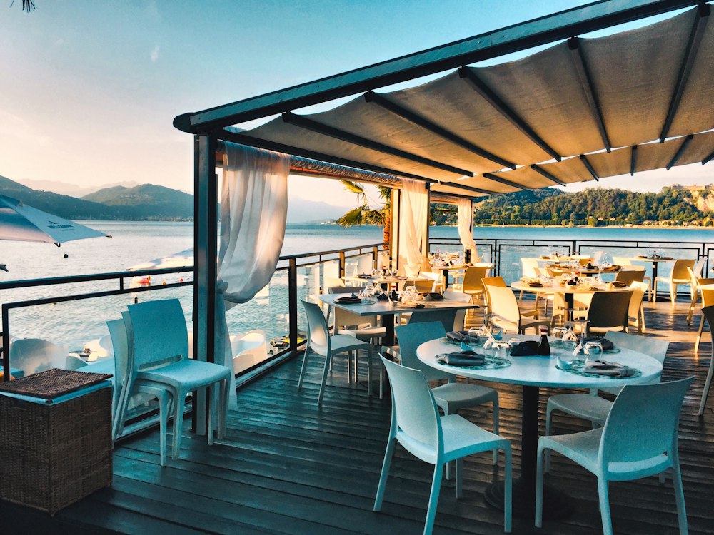Poolside grill and bar